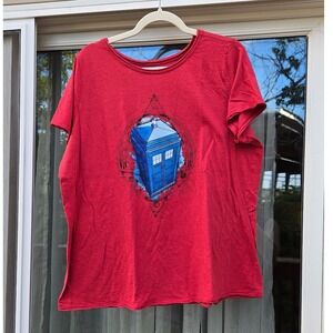 Her Universe Doctor Who TARDIS Graphic T-Shirt Red Plus Size 1